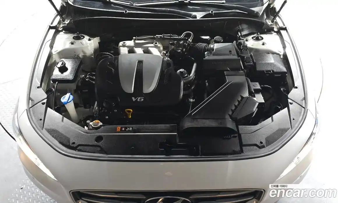 Hyundai Grandeur 2019 3.0 Автомат в Москве № 797422, фото 6