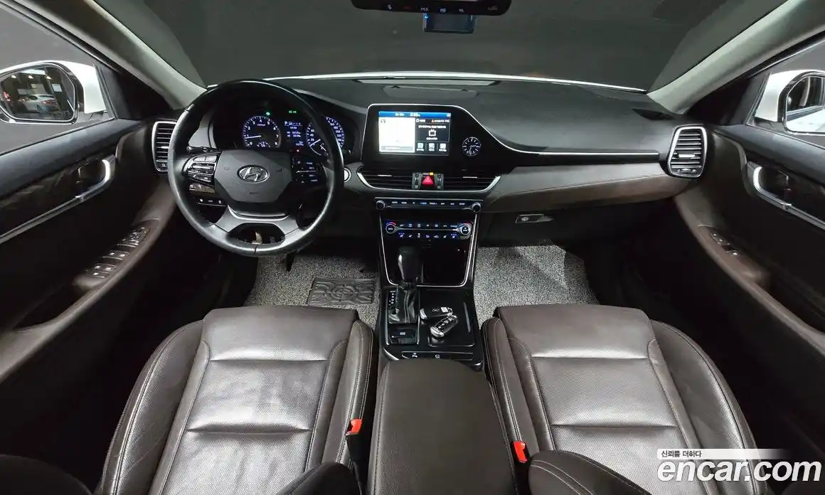 Hyundai Grandeur 2019 3.0 Автомат в Москве № 797422, фото 7