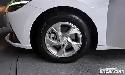 Hyundai Avante 2022 1.6 Автомат в Москве № 797443, миниатюра 5