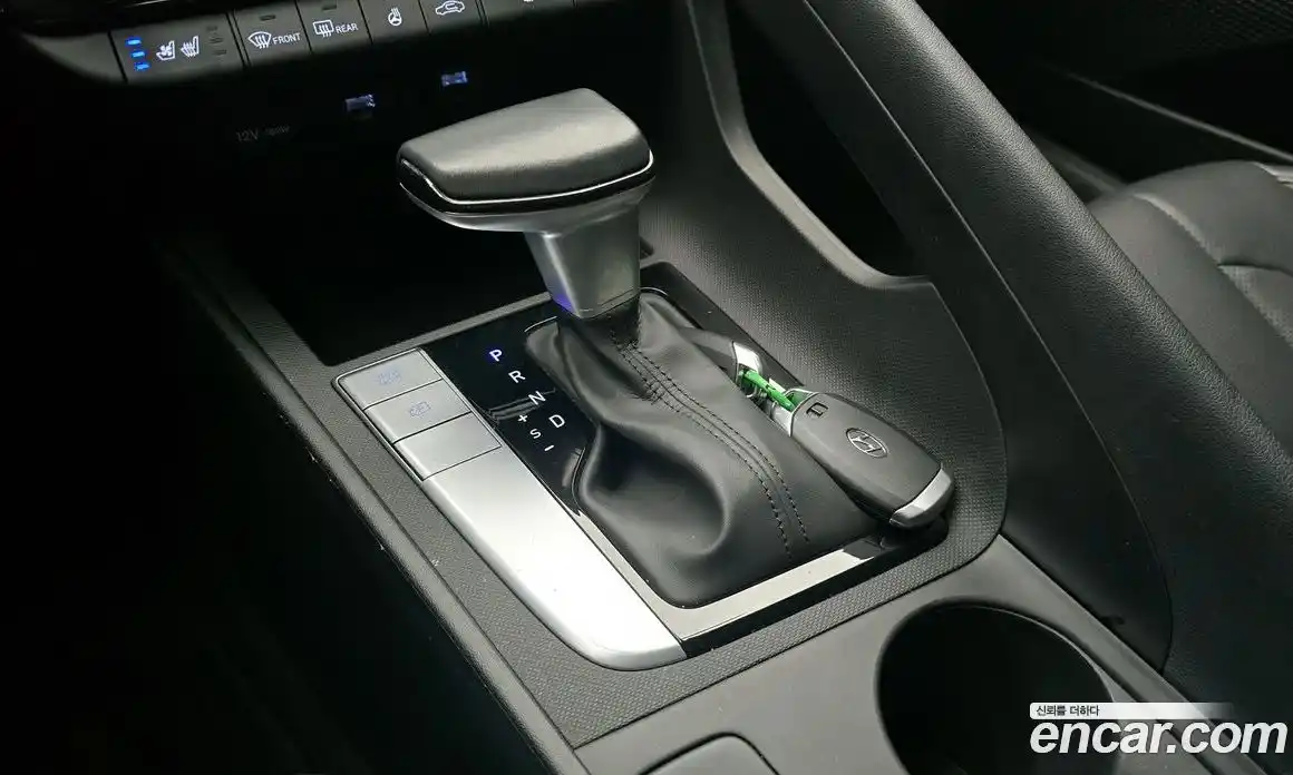 Hyundai Avante 2022 1.6 Автомат в Москве № 797443, фото 9