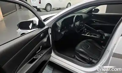 Hyundai Avante 2022 1.6 Автомат в Москве № 797443, миниатюра 10