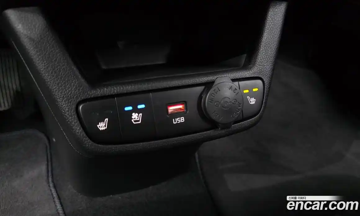 Kia Ray 2024 1.0 Автомат в Москве № 797738, фото 16