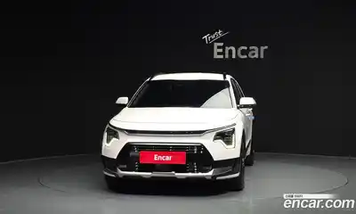 Kia Niro 2023 1.6 Автомат в Москве № 797765, миниатюра 3