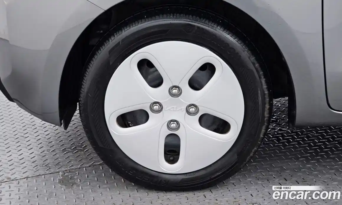 Kia Ray 2024 1.0 Автомат в Москве № 797928, фото 5