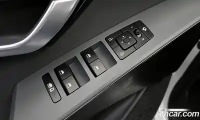 Kia Niro 2022 1.6 Автомат в Москве № 798354, миниатюра 11