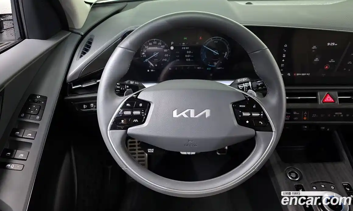 Kia Niro 2022 1.6 Автомат в Москве № 798354, фото 16