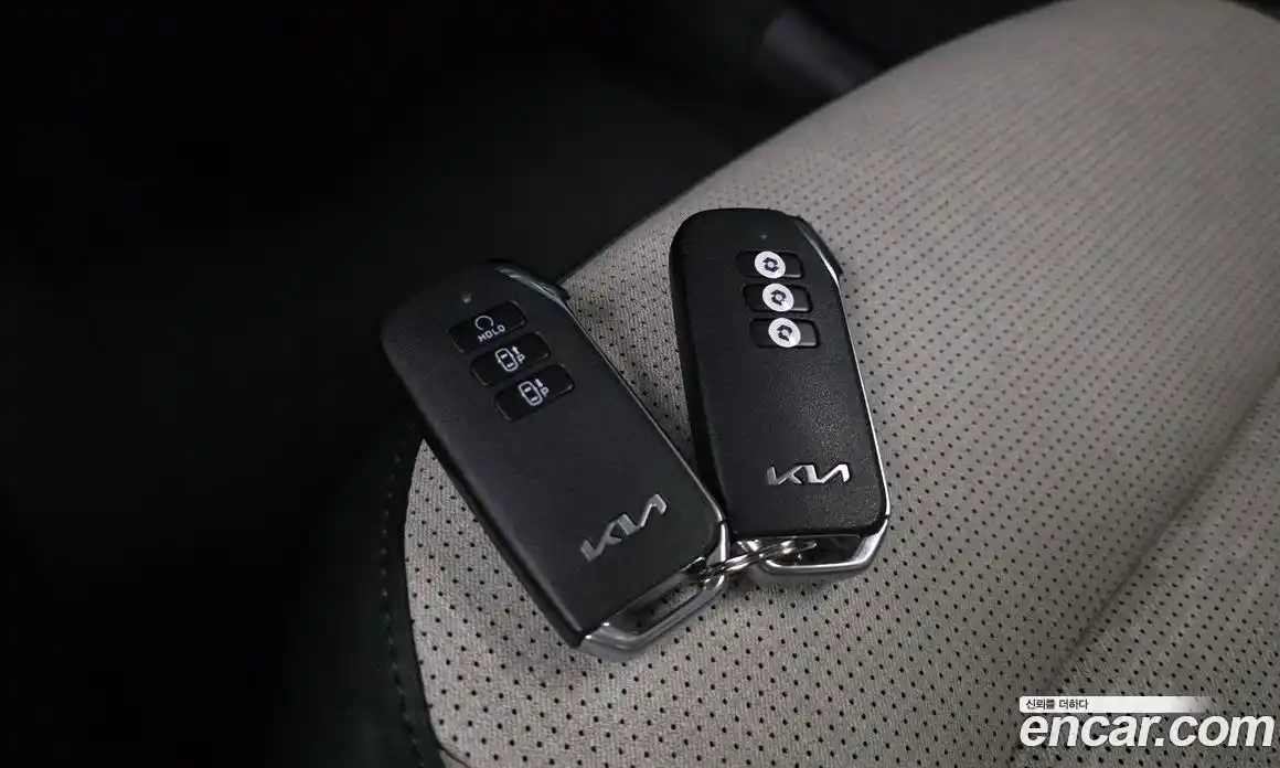 Kia Niro 2022 1.6 Автомат в Москве № 798354, фото 18