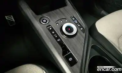 Kia Niro 2022 1.6 Автомат в Москве № 798354, миниатюра 9