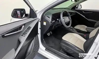 Kia Niro 2022 1.6 Автомат в Москве № 798354, миниатюра 10