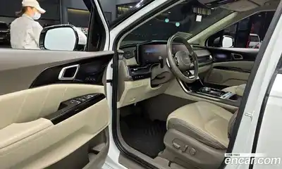 Kia Canival 2022 3.5 Автомат в Москве № 798598, миниатюра 11