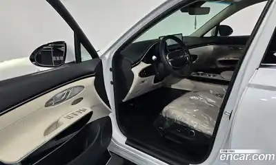 Genesis GV70 2024 2.5 Автомат в Москве № 798651, миниатюра 9