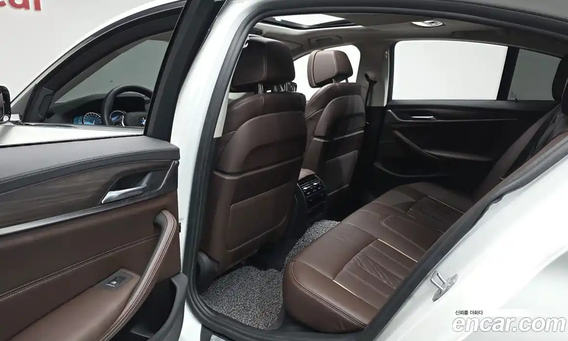 BMW 5-Series 2018 2.0 Автомат в Москве № 798700, фото 11