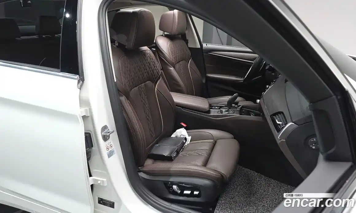 BMW 5-Series 2018 2.0 Автомат в Москве № 798700, фото 12