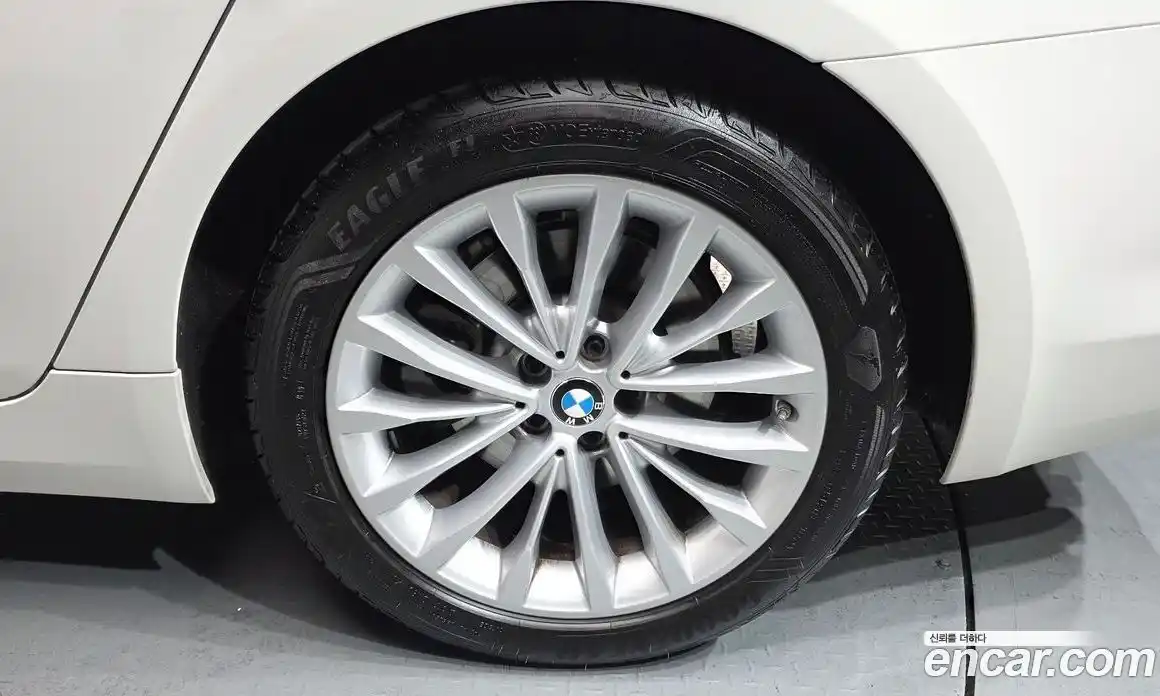 BMW 5-Series 2018 2.0 Автомат в Москве № 798700, фото 5