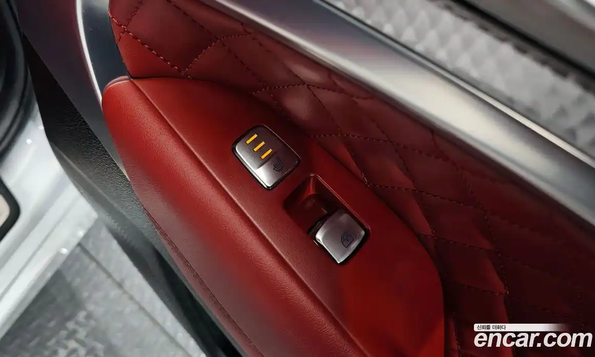 Genesis G70 2023 2.0 Автомат в Москве № 798750, фото 18