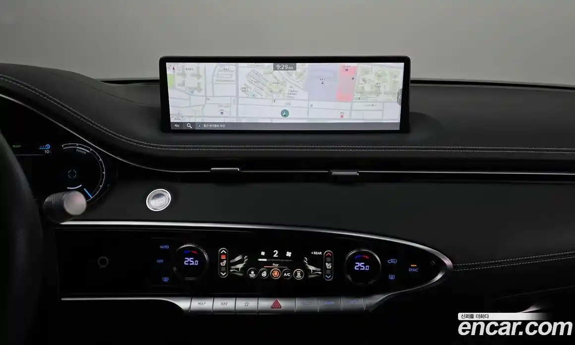 Genesis GV70 2023 0.1 Автомат в Москве № 798831, фото 15