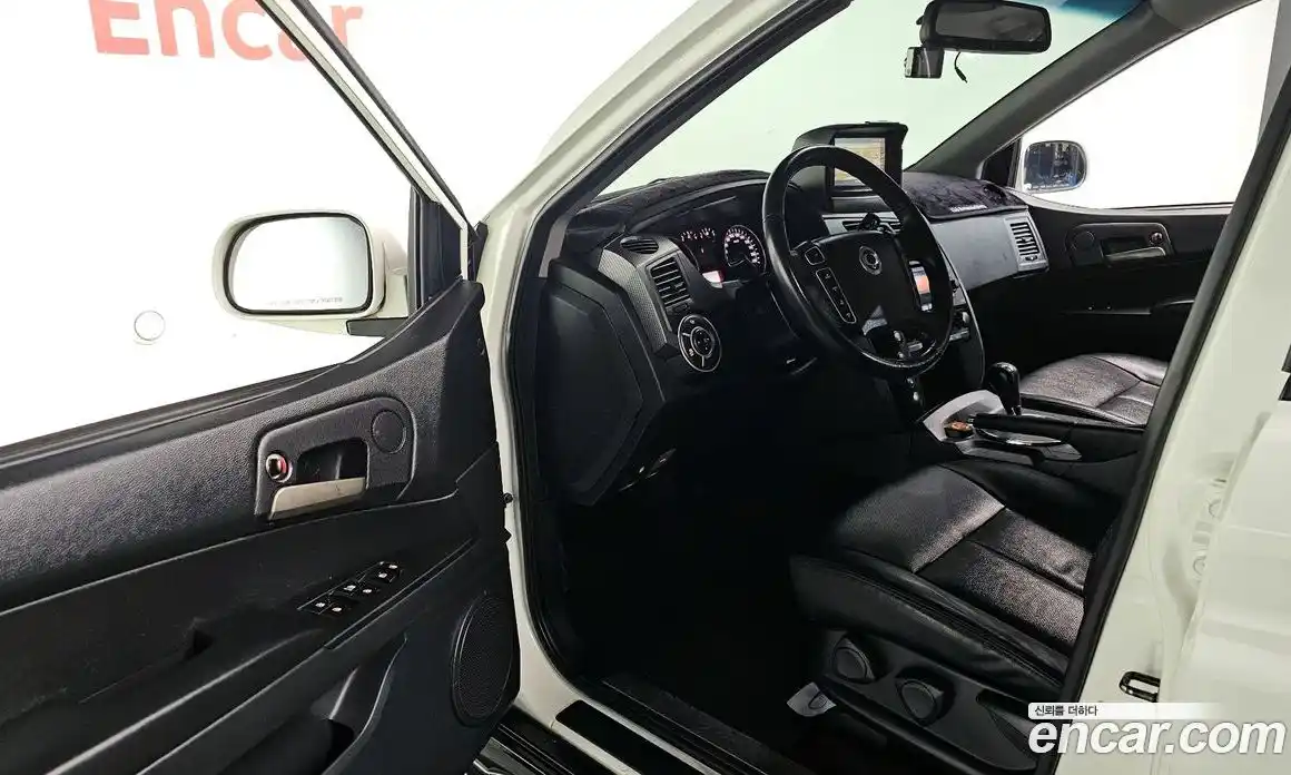 SsangYong Korando 2014 2.0 Автомат в Москве № 799082, фото 11