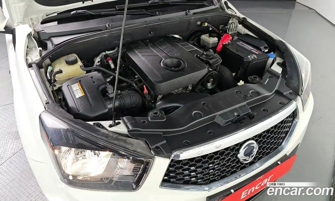 SsangYong Korando 2014 2.0 Автомат в Москве № 799082, фото 6