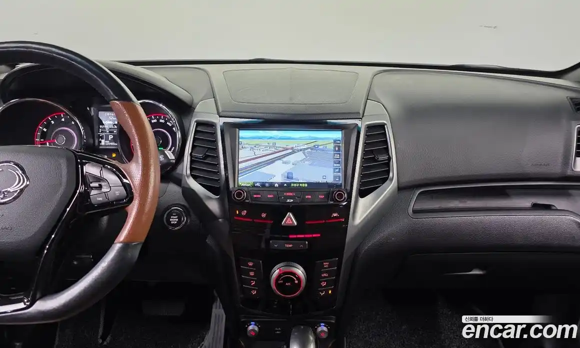 SsangYong TIBOLI 2017 1.6 Автомат в Москве № 799217, фото 18