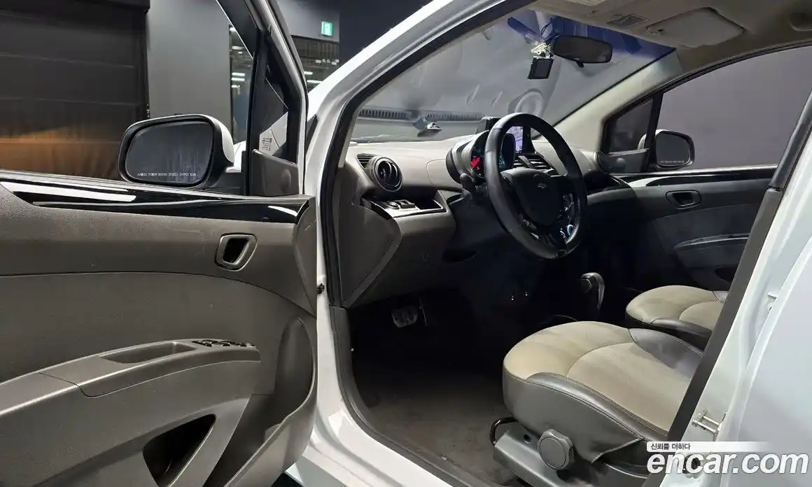 Chevrolet Spark 2015 1.0 Автомат в Москве № 799702, фото 11