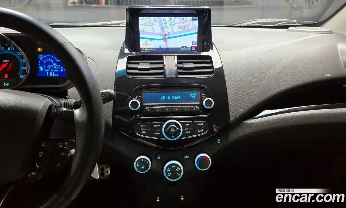 Chevrolet Spark 2015 1.0 Автомат в Москве № 799702, фото 15