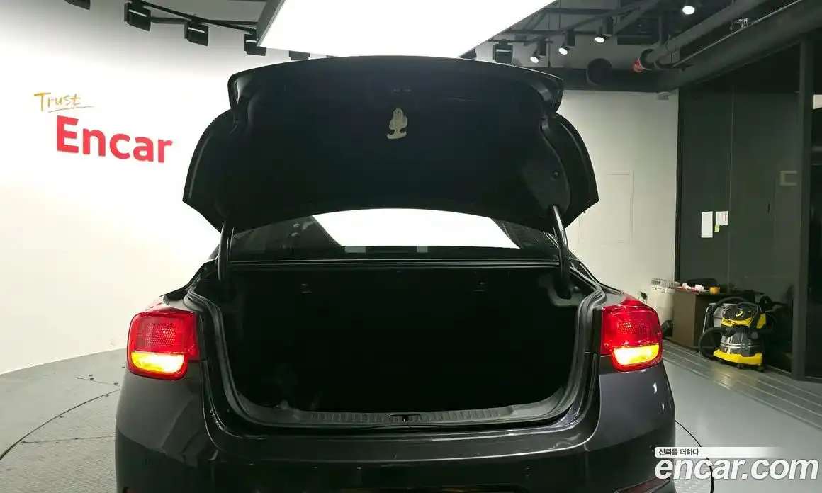 Chevrolet Malibu 2015 2.0 Автомат в Москве № 799847, фото 20