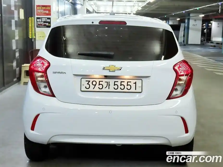 Chevrolet Spark 2021 1.0 Автомат в Москве № 799876, фото 4