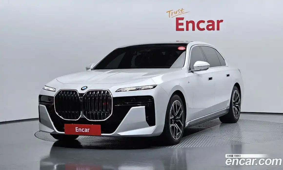 BMW 7-Series 2023 3.0 Автомат в Москве № 800435, фото 1