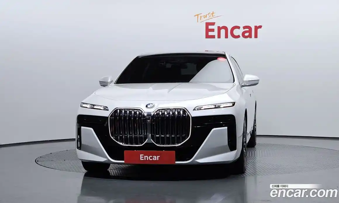 BMW 7-Series 2023 3.0 Автомат в Москве № 800435, фото 3