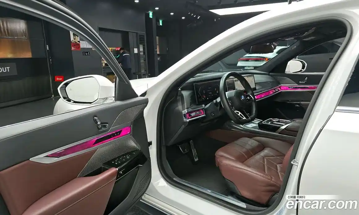 BMW 7-Series 2023 3.0 Автомат в Москве № 800435, фото 10