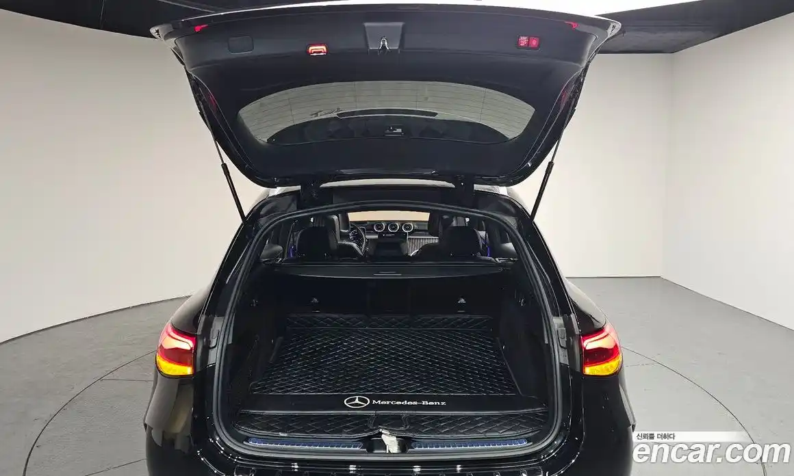 Mercedes-Benz GLC-Class 2023 2.0 Автомат в Москве № 800917, фото 19