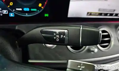 Mercedes-Benz E-Class 2022 2.0 Автомат в Москве № 801034, миниатюра 9