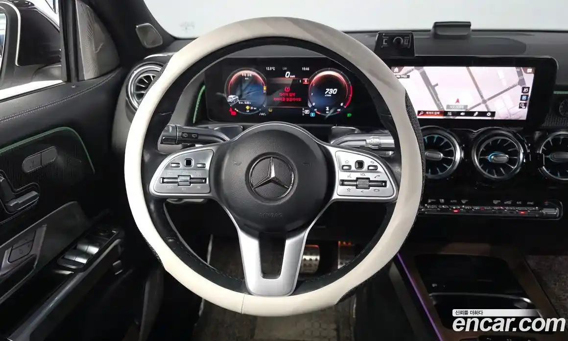 Mercedes-Benz GLB-Class 2021 2.0 Автомат в Москве № 801173, фото 13