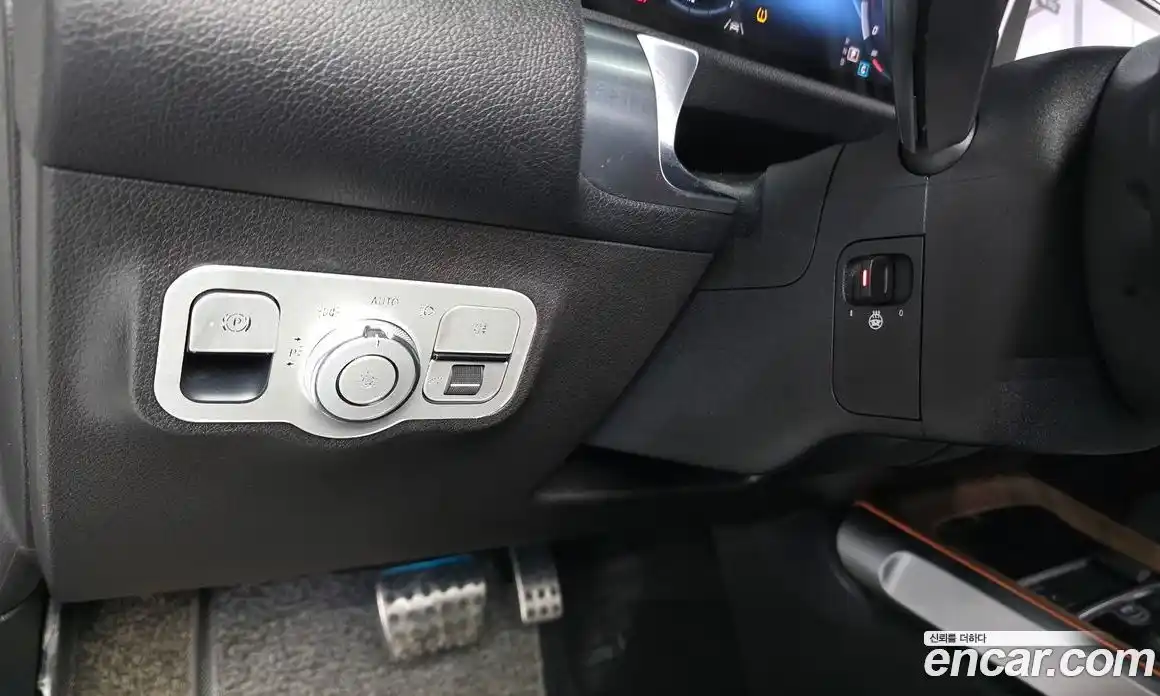 Mercedes-Benz GLB-Class 2021 2.0 Автомат в Москве № 801173, фото 17