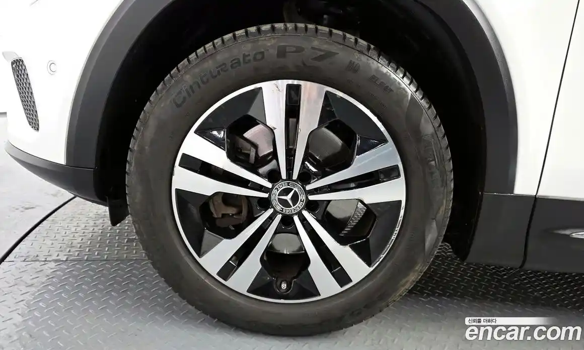 Mercedes-Benz GLB-Class 2021 2.0 Автомат в Москве № 801173, фото 5