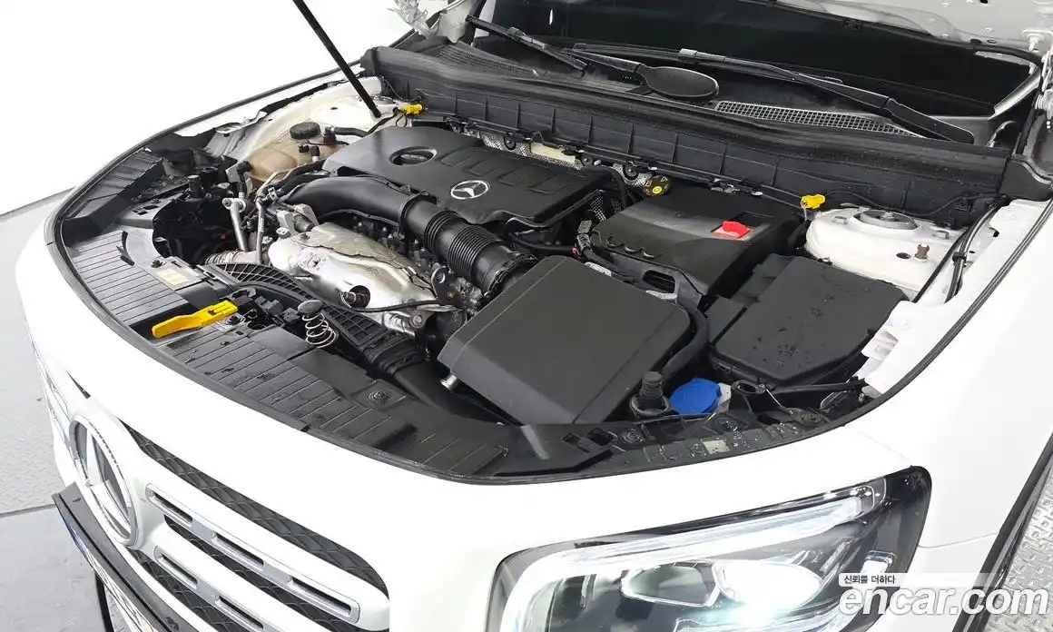 Mercedes-Benz GLB-Class 2021 2.0 Автомат в Москве № 801173, фото 6