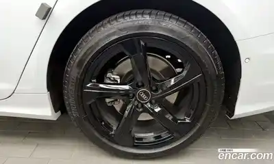 Audi A6 2025 2.0 Автомат в Москве № 801377, миниатюра 5