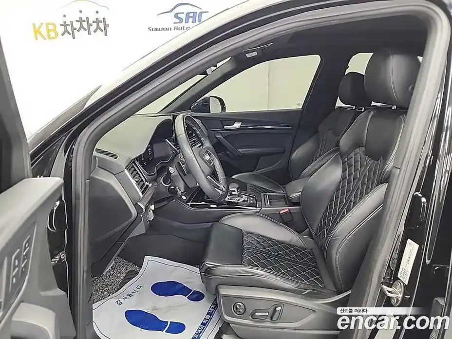 Audi SQ5 2022 3.0 Автомат в Москве № 801550, фото 11