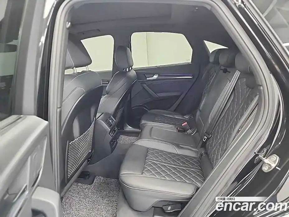 Audi SQ5 2022 3.0 Автомат в Москве № 801550, фото 12