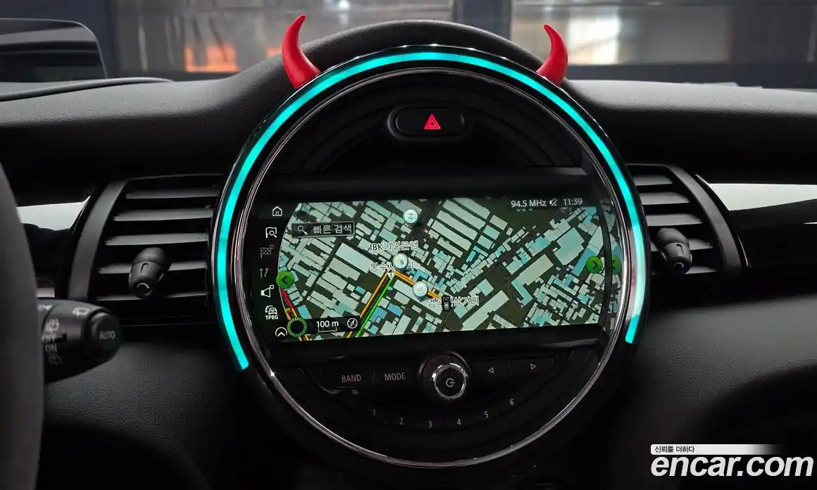 Mini Cooper 2019 1.5 Автомат в Москве № 802378, фото 15