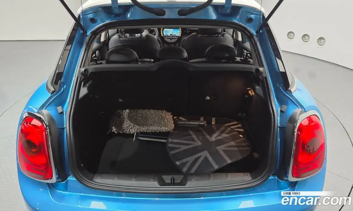 Mini Cooper 2015 1.5 Автомат в Москве № 802446, фото 20