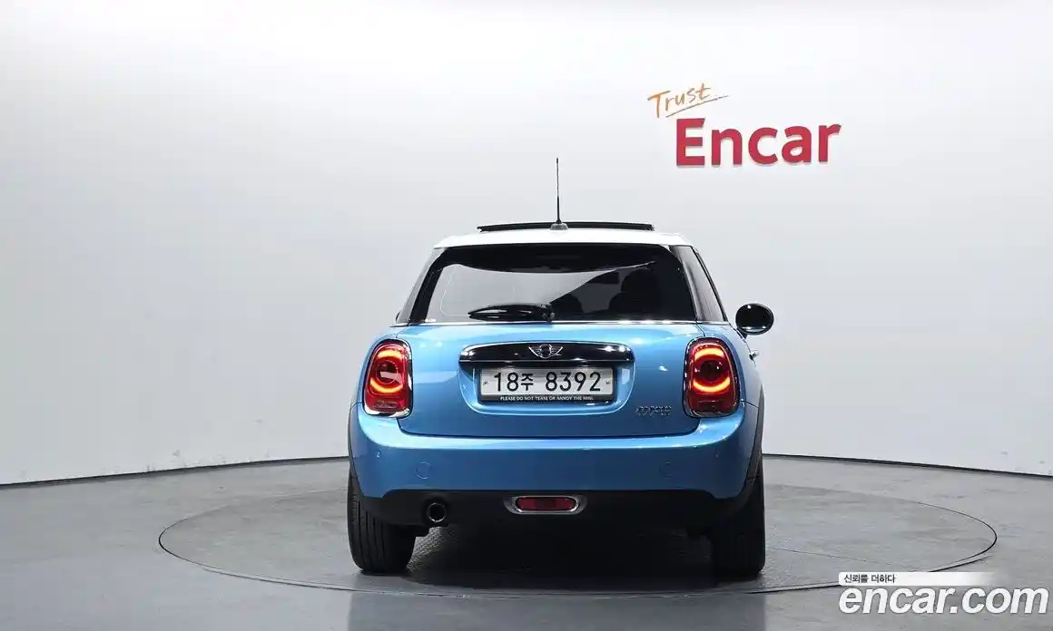 Mini Cooper 2015 1.5 Автомат в Москве № 802446, фото 4