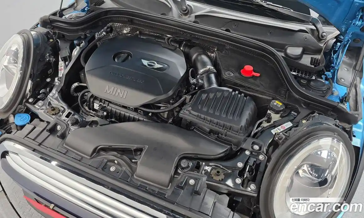 Mini Cooper 2015 1.5 Автомат в Москве № 802446, фото 6