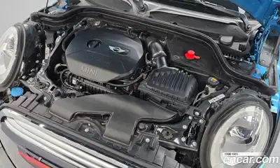 Mini Cooper 2015 1.5 Автомат в Москве № 802446, миниатюра 6