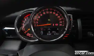 Mini Cooper 2015 1.5 Автомат в Москве № 802446, миниатюра 8