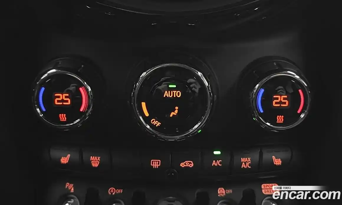 Mini Cooper 2024 1.5 Автомат в Москве № 802492, фото 15