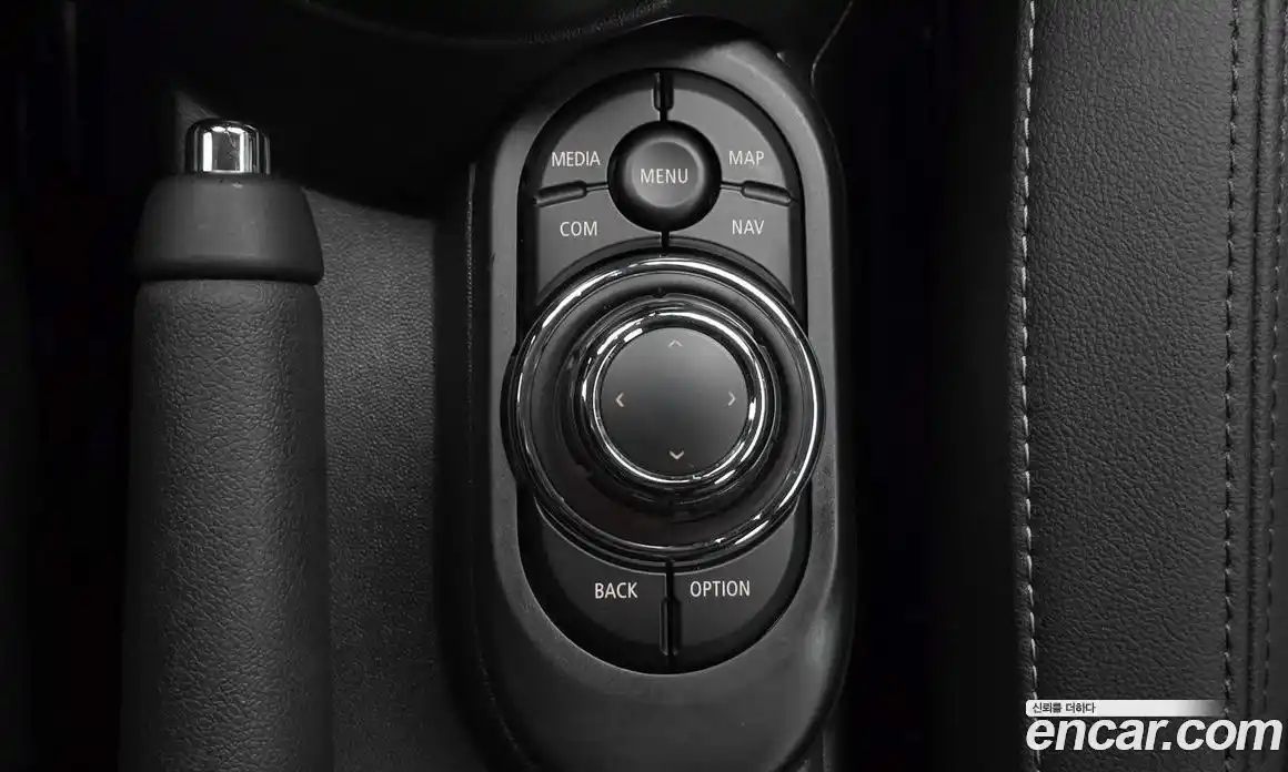 Mini Cooper 2024 1.5 Автомат в Москве № 802492, фото 19