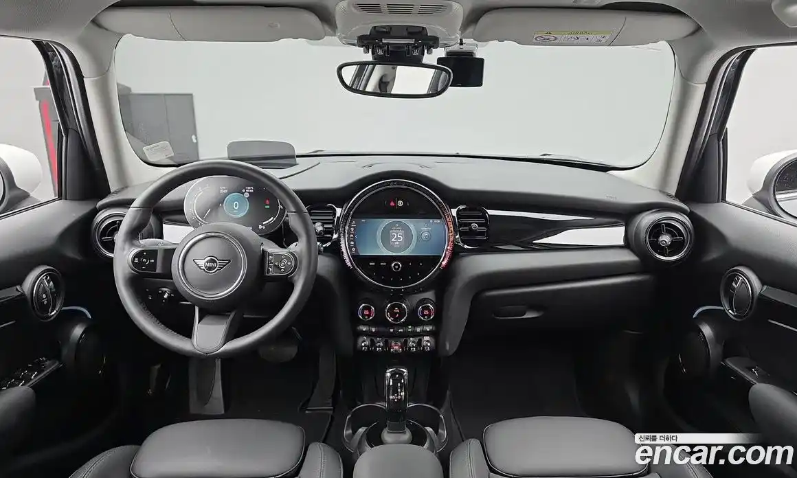 Mini Cooper 2024 1.5 Автомат в Москве № 802492, фото 7