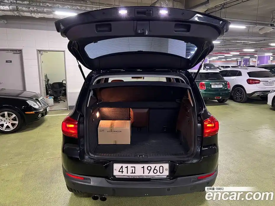 Volkswagen Tiguan 2015 2.0 Автомат в Москве № 803051, фото 6