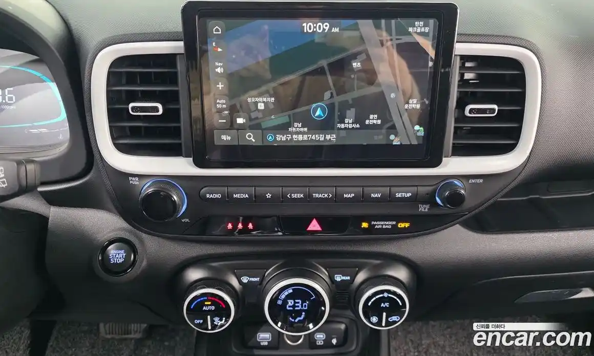 Hyundai Venue 2024 1.6 Автомат в Москве № 813545, фото 14